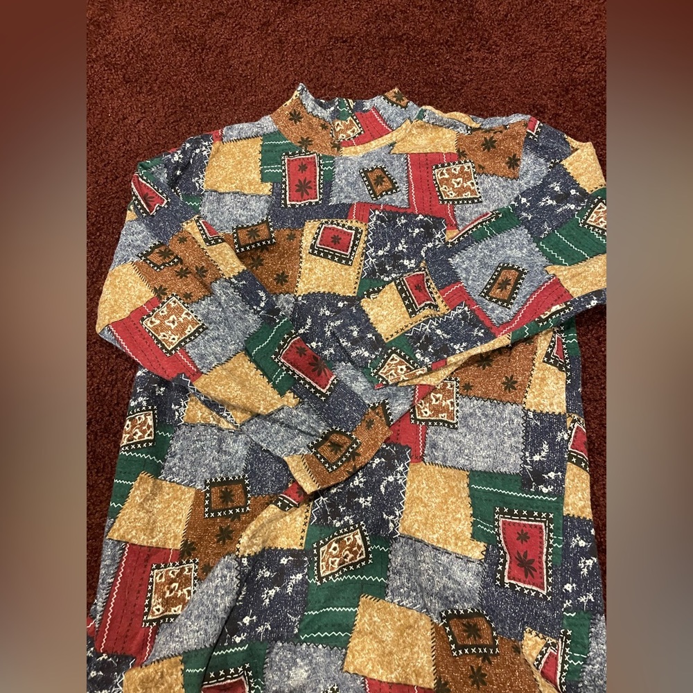 Turtleneck size m